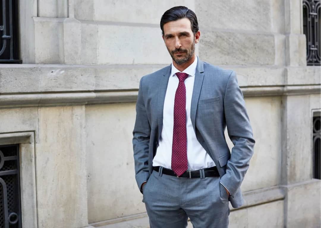 Jak się ubrać na komunię jako gość? Poradnik elegancji i taktu.